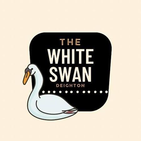 约克 The White Swan Deighton酒店 外观 照片
